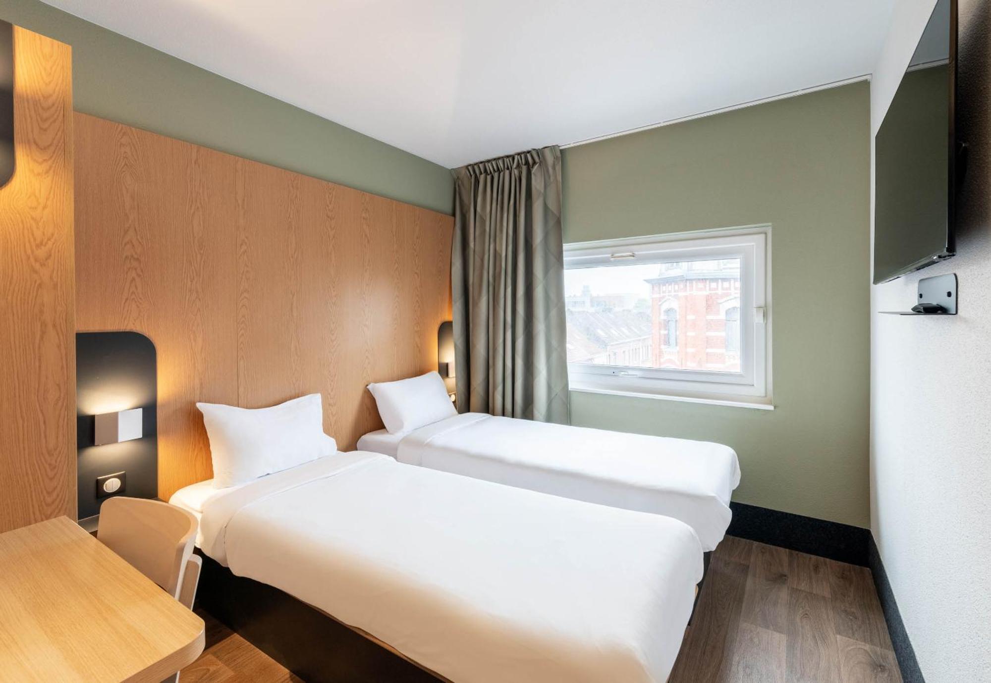B&B Hotel Lille Roubaix Campus Gare Exterior foto